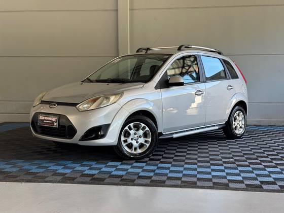 FORD FIESTA 1.6 MPI CLASS HATCH 8V FLEX 4P MANUAL FORD FIESTA 1.6 MPI CLASS HATCH 8V FLEX 4P MANUAL